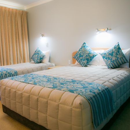 Gosford Palms Motor Inn Bagian luar foto