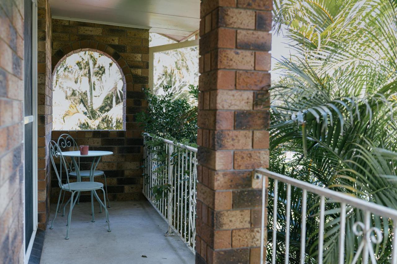 Gosford Palms Motor Inn Bagian luar foto
