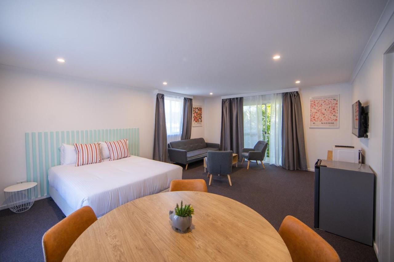 Gosford Palms Motor Inn Bagian luar foto