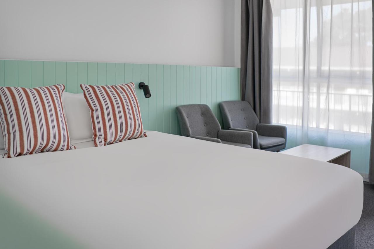 Gosford Palms Motor Inn Bagian luar foto