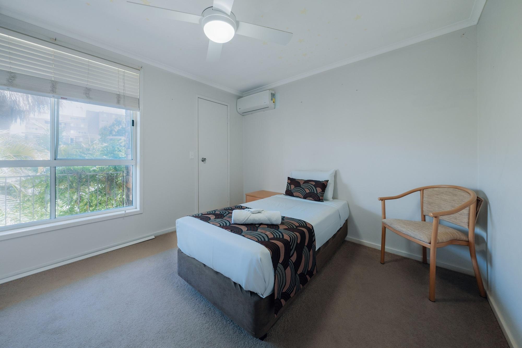 Gosford Palms Motor Inn Bagian luar foto
